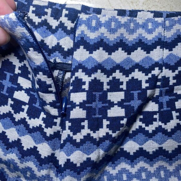 Forever 21 Womens Geometric Pattern Blue White Woven Short Shorts Casual Beach - Picture 3 of 8